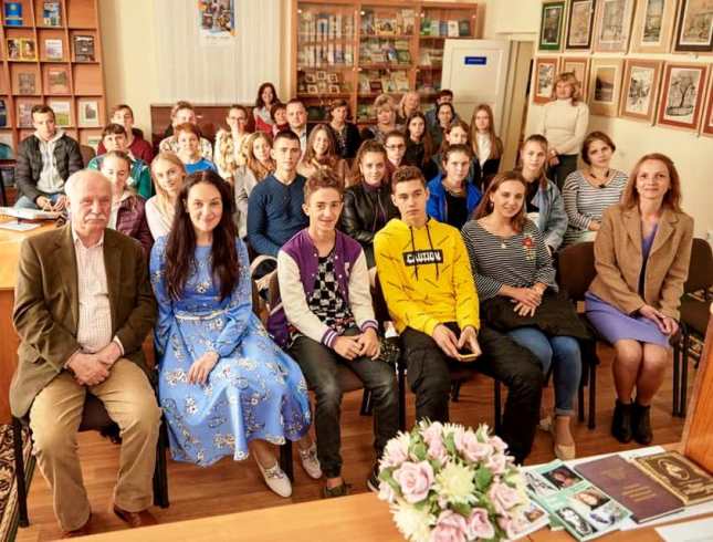 Учасники творчої зустрічі